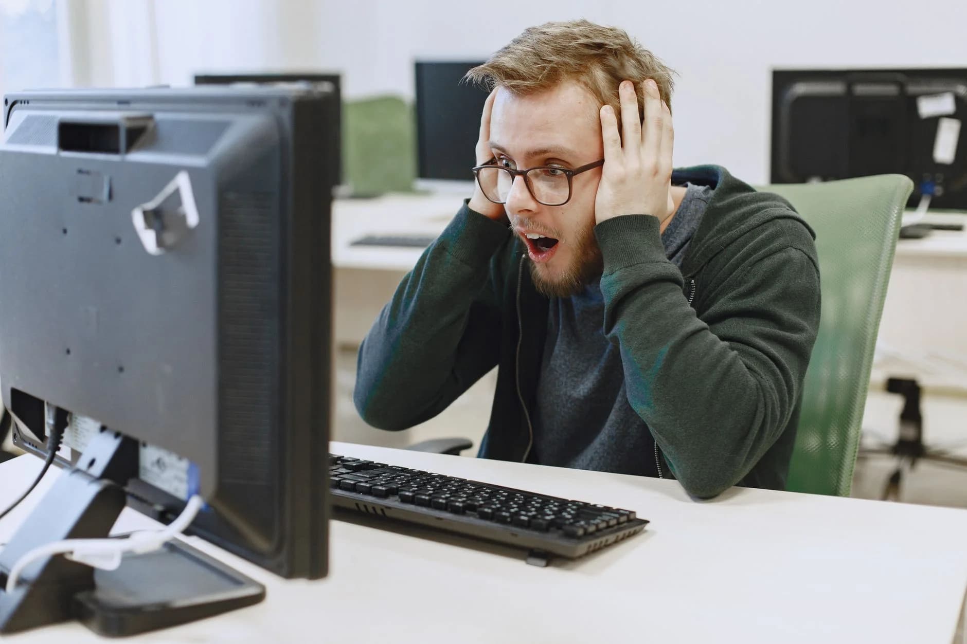 Kostenloses Stock Foto zu #indoor, arbeit, arbeitsplatz